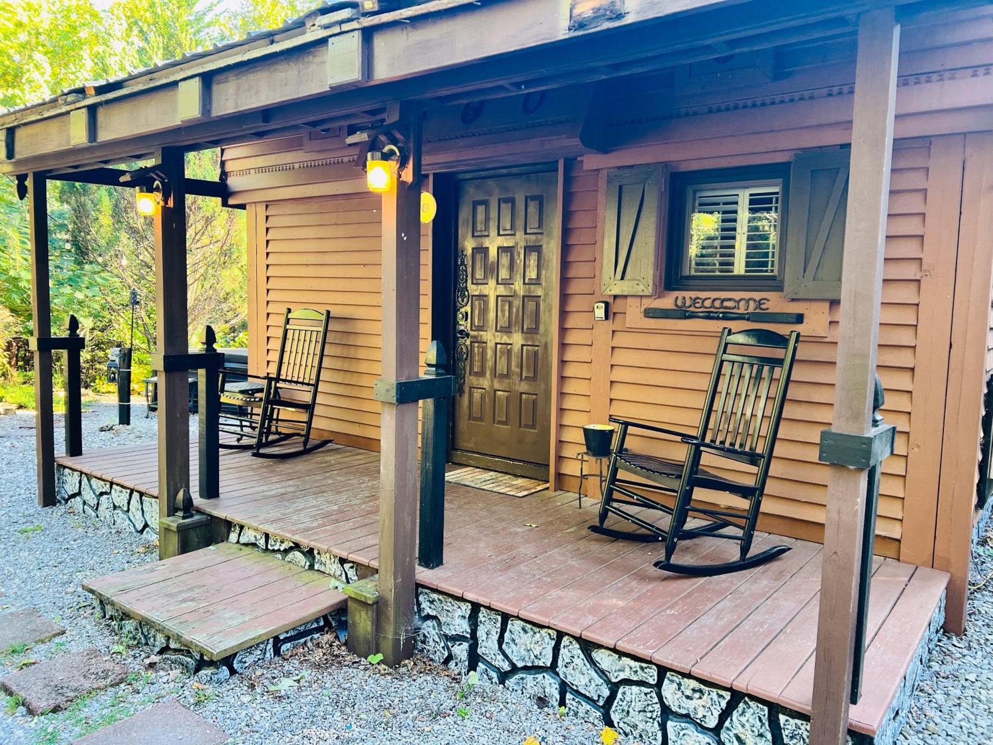 Vila Tiny House, Wifi,Hot Tub,Secluded Cosby Exteriér fotografie